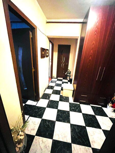 Drumul Taberei, Auchan,